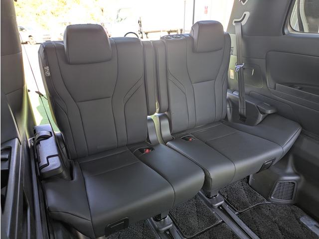 アルファード Z ユニバーサルステップ/リアエンターテイメント/黒革シート/純正ナビ/フルセグ/トヨタセーフティーセンス/BSM/パノラミックビューモニター/両側パワースライドドア/LEDヘッドライト/スマートキー(65枚目)