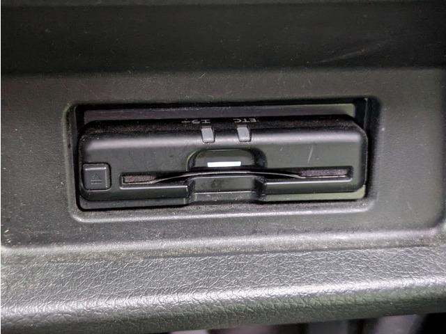 キャラバン ロングプレミアムＧＸ　ディーゼルターボ／パワースライドドア／エマージェンシーブレーキ／アラウンドビューモニター／ナビ／ＴＶ／インテリキー／プッシュスタート／社外１７インチアルミ／ドライブレコーダー（42枚目）