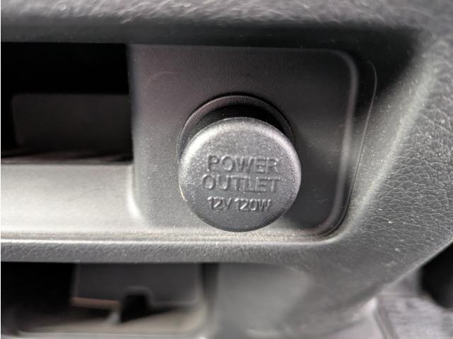 キャラバン ロングプレミアムＧＸ　ディーゼルターボ／パワースライドドア／エマージェンシーブレーキ／アラウンドビューモニター／ナビ／ＴＶ／インテリキー／プッシュスタート／社外１７インチアルミ／ドライブレコーダー（52枚目）