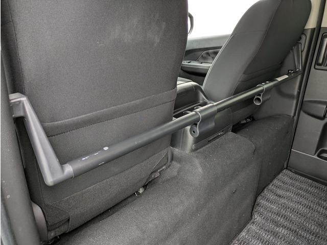 キャラバン ロングプレミアムＧＸ　ディーゼルターボ／パワースライドドア／エマージェンシーブレーキ／アラウンドビューモニター／ナビ／ＴＶ／インテリキー／プッシュスタート／社外１７インチアルミ／ドライブレコーダー（64枚目）