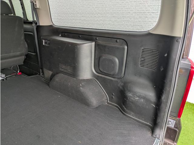 キャラバン ロングプレミアムＧＸ　ディーゼルターボ／パワースライドドア／エマージェンシーブレーキ／アラウンドビューモニター／ナビ／ＴＶ／インテリキー／プッシュスタート／社外１７インチアルミ／ドライブレコーダー（71枚目）