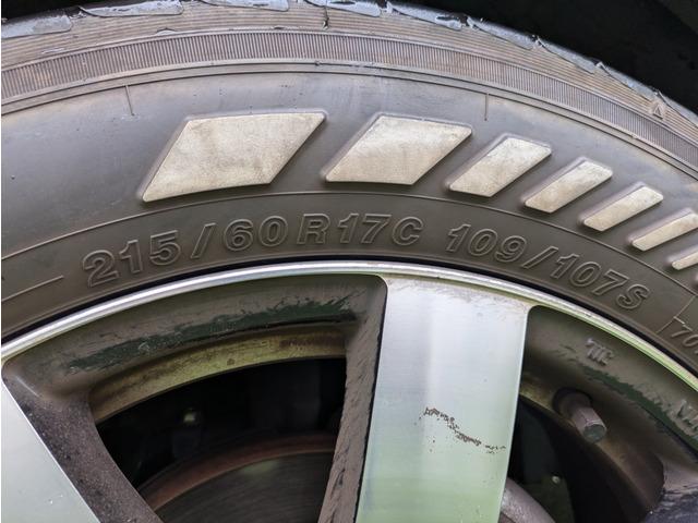 キャラバン ロングプレミアムＧＸ　ディーゼルターボ／パワースライドドア／エマージェンシーブレーキ／アラウンドビューモニター／ナビ／ＴＶ／インテリキー／プッシュスタート／社外１７インチアルミ／ドライブレコーダー（76枚目）