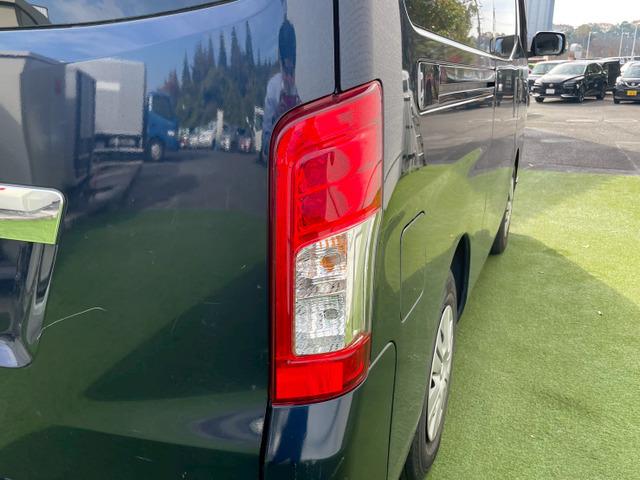 ＮＶ３５０キャラバンバン ロングＤＸ　エマージェンシーブレーキ／アラウンドビューモニター／両側スライドドア／５ドア／４ナンバーサイズ／純正ナビ／ＴＶ／キーレス／ＥＴＣ／６人乗り（22枚目）