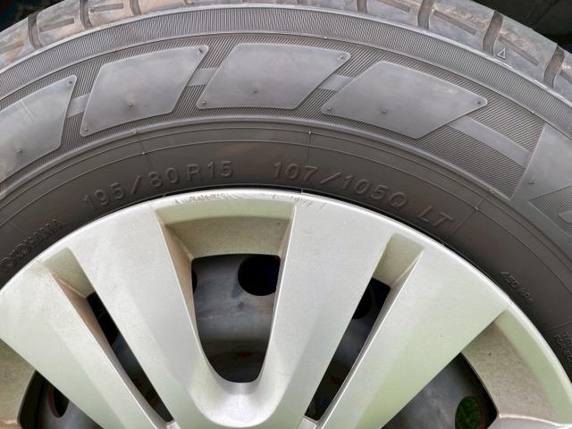 ＮＶ３５０キャラバンバン ロングＤＸ　エマージェンシーブレーキ／アラウンドビューモニター／両側スライドドア／５ドア／４ナンバーサイズ／純正ナビ／ＴＶ／キーレス／ＥＴＣ／６人乗り（24枚目）