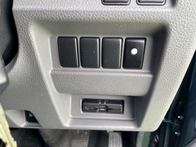 ＮＶ３５０キャラバンバン ロングＤＸ　エマージェンシーブレーキ／アラウンドビューモニター／両側スライドドア／５ドア／４ナンバーサイズ／純正ナビ／ＴＶ／キーレス／ＥＴＣ／６人乗り（36枚目）