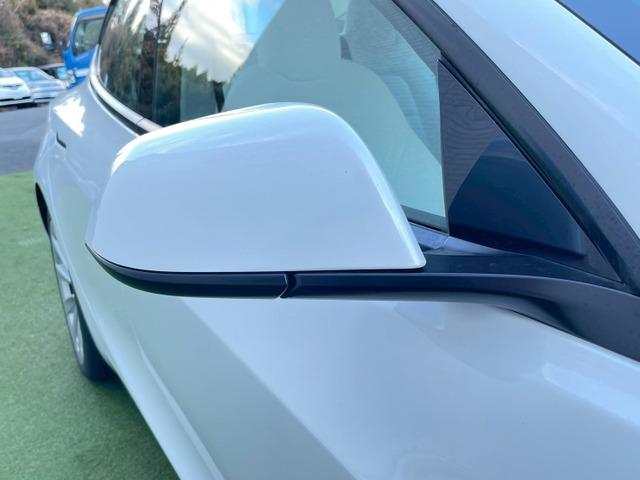 モデル３ ロングレンジ　純正ナビ／レーダークルーズコントロール／ホワイトレザーシート／ガラスルーフ／パワーシート／シートヒーター／フロント・サイド・バックカメラ／パワートランク（27枚目）