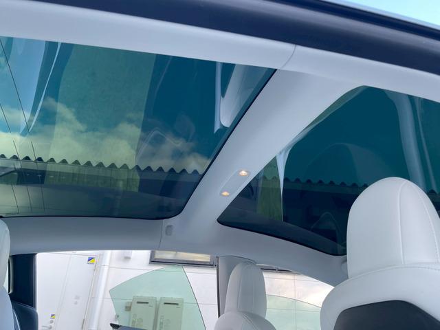 モデル３ ロングレンジ　純正ナビ／レーダークルーズコントロール／ホワイトレザーシート／ガラスルーフ／パワーシート／シートヒーター／フロント・サイド・バックカメラ／パワートランク（52枚目）