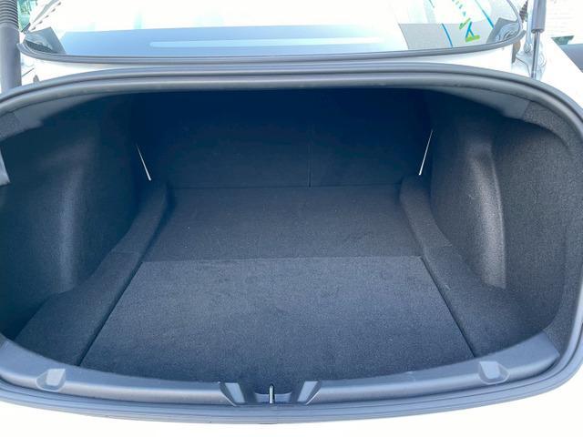 モデル３ ロングレンジ　純正ナビ／レーダークルーズコントロール／ホワイトレザーシート／ガラスルーフ／パワーシート／シートヒーター／フロント・サイド・バックカメラ／パワートランク（66枚目）