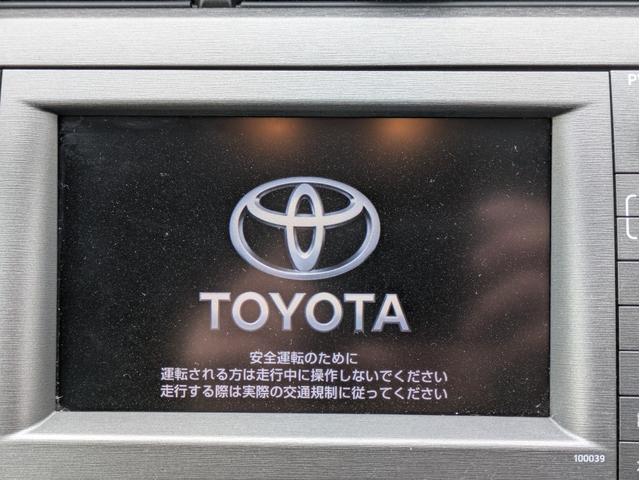 プリウス Ｓ　後期／メーカーナビ／ＴＶ／バックカメラ／リアガラスフィルム／プッシュスタート／スマートキー／ＨＩＤヘッドライト／オートライト／オートエアコン／ビルトインＥＴＣ（8枚目）