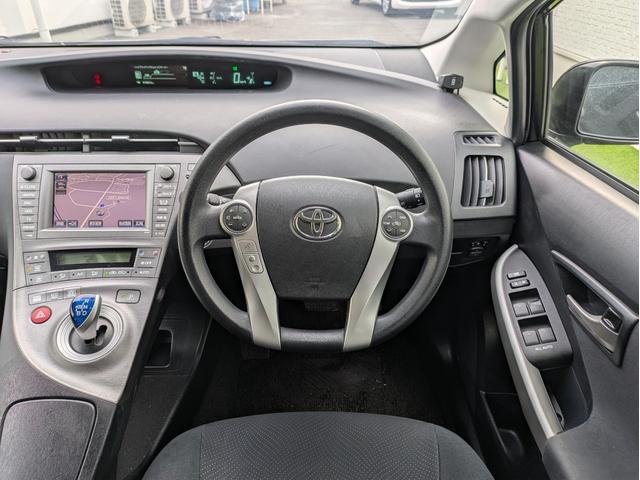 プリウス Ｓ　後期／メーカーナビ／ＴＶ／バックカメラ／リアガラスフィルム／プッシュスタート／スマートキー／ＨＩＤヘッドライト／オートライト／オートエアコン／ビルトインＥＴＣ（27枚目）