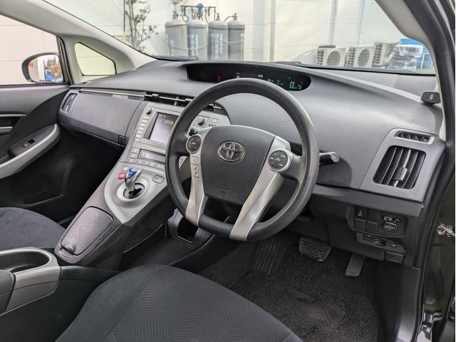 プリウス Ｓ　後期／メーカーナビ／ＴＶ／バックカメラ／リアガラスフィルム／プッシュスタート／スマートキー／ＨＩＤヘッドライト／オートライト／オートエアコン／ビルトインＥＴＣ（49枚目）