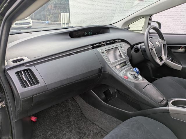 プリウス Ｓ　後期／メーカーナビ／ＴＶ／バックカメラ／リアガラスフィルム／プッシュスタート／スマートキー／ＨＩＤヘッドライト／オートライト／オートエアコン／ビルトインＥＴＣ（50枚目）