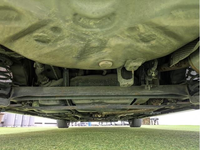 プリウス Ｓ　後期／メーカーナビ／ＴＶ／バックカメラ／リアガラスフィルム／プッシュスタート／スマートキー／ＨＩＤヘッドライト／オートライト／オートエアコン／ビルトインＥＴＣ（62枚目）