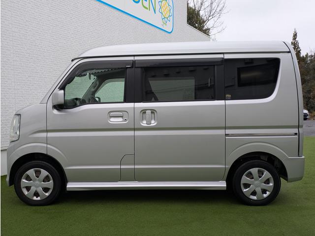 エブリイワゴン ウィズ　車いす移動車　福祉車両／スローパー／車椅子１台／左右分割式リアシート付／４人乗り／レーダーブレーキサポート／ナビ／ＴＶ／手すり／プッシュスタート／スマートキー／リアプライバシーガラス／両側スライドドア（21枚目）