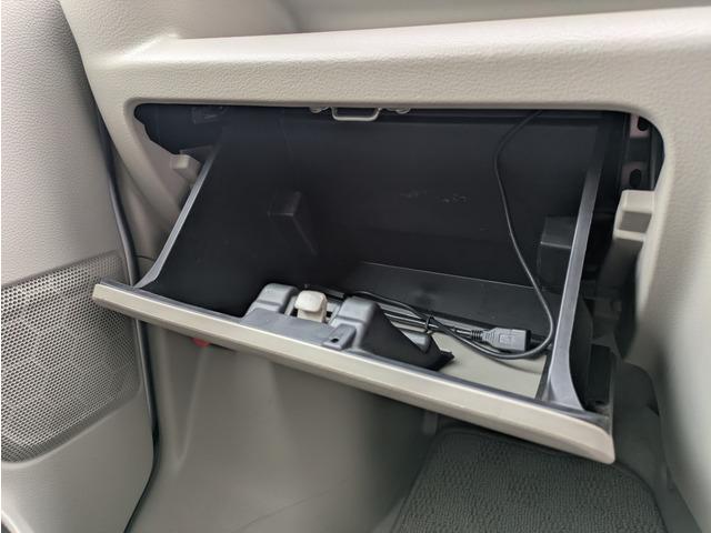 エブリイワゴン ウィズ　車いす移動車　福祉車両／スローパー／車椅子１台／左右分割式リアシート付／４人乗り／レーダーブレーキサポート／ナビ／ＴＶ／手すり／プッシュスタート／スマートキー／リアプライバシーガラス／両側スライドドア（53枚目）