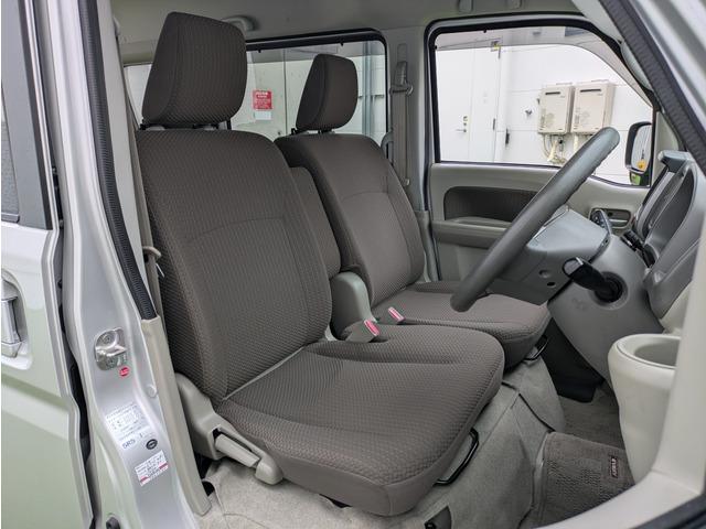 エブリイワゴン ウィズ　車いす移動車　福祉車両／スローパー／車椅子１台／左右分割式リアシート付／４人乗り／レーダーブレーキサポート／ナビ／ＴＶ／手すり／プッシュスタート／スマートキー／リアプライバシーガラス／両側スライドドア（58枚目）