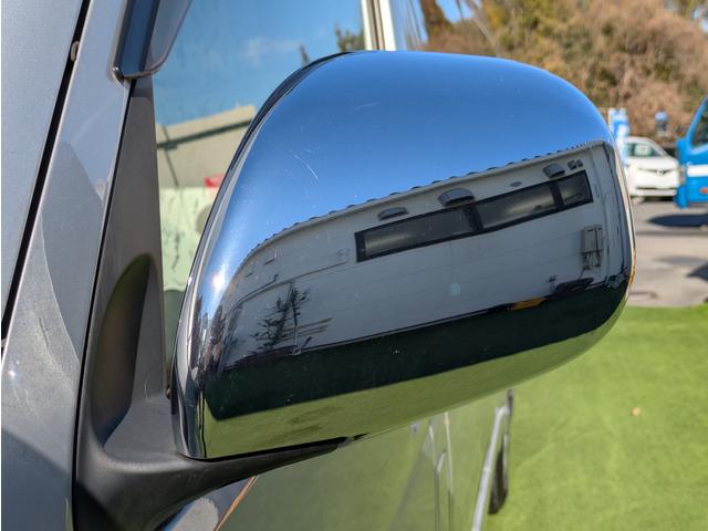 ハイエースワゴン グランドキャビン　１０人乗り／パワースライドドア／リアプライバシーガラス／純正ナビ／地デジＴＶ／バックカメラ／キーレス／オートエアコン／オートライト／ＥＴＣ／エアバック（22枚目）