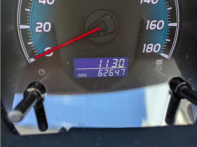 ハイエースワゴン グランドキャビン　１０人乗り／パワースライドドア／リアプライバシーガラス／純正ナビ／地デジＴＶ／バックカメラ／キーレス／オートエアコン／オートライト／ＥＴＣ／エアバック（33枚目）