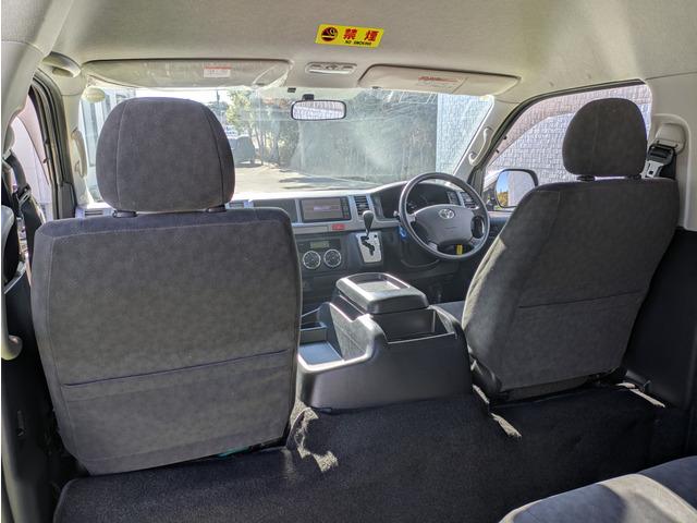 ハイエースワゴン グランドキャビン　１０人乗り／パワースライドドア／リアプライバシーガラス／純正ナビ／地デジＴＶ／バックカメラ／キーレス／オートエアコン／オートライト／ＥＴＣ／エアバック（50枚目）