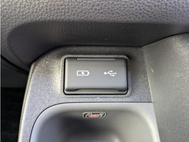 シエンタ ハイブリッドＺ　モデリスタエアロ／トヨタセーフティセンス／両側パワースライドドア／ナビ／ＴＶ／バックカメラ／ＣＤ・ＤＶＤ再生可／レーダークルーズコントロール／ＬＥＤヘッドライト／プッシュスタート／クリアランスソナー（46枚目）