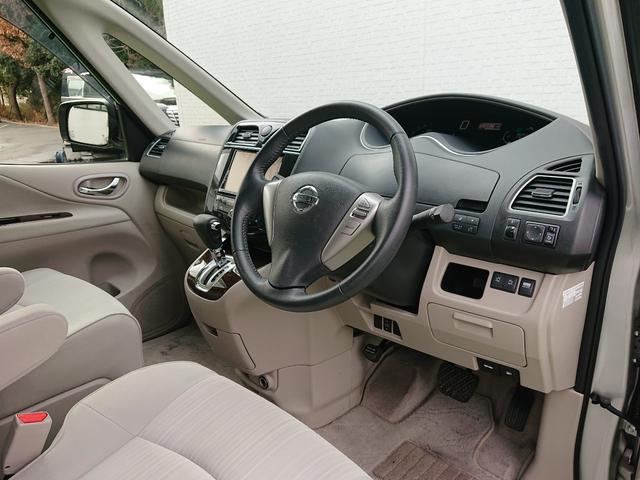 セレナ ２０Ｇ　両側パワースライドドア　アルパイン８インチナビ　フリップダウンモニター　バックカメラ　地デジＴＶ　インテリキー　プッシュスタート　３列シート　ＥＴＣ　クルーズコントロール　禁煙車（48枚目）