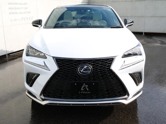 NX300h Fスポーツ 三眼フルLEDヘッドランプ パノラマルーフ(9枚目)