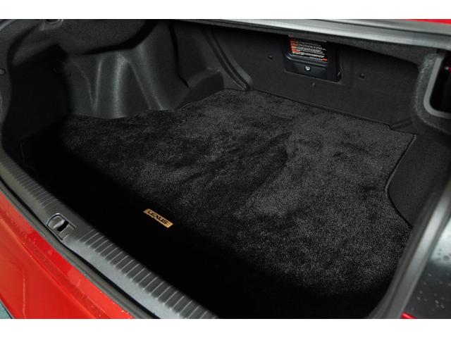 RC F カーボンエクステリアパッケージ ◆ブラインドスポットモニター◆プリクラッシュセーフティ◆純正フロアマット◆ラディアントレッドコントラストレイヤリング(23枚目)