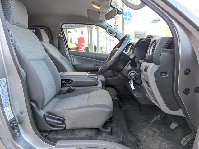 NV350キャラバンバン ロングDXターボ 4WDディゼルターボ 6人乗り 左右スライドドア リアヒーター 社外ナビ(18枚目)