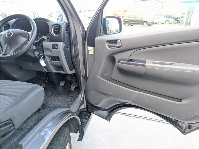 NV350キャラバンバン ロングDXターボ 4WDディゼルターボ 6人乗り 左右スライドドア リアヒーター 社外ナビ(24枚目)