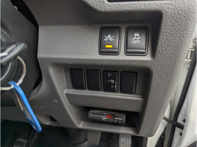 ＮＶ３５０キャラバンバン ロングＤＸ　６人乗り　エマブレ　キーレス　純正地デジナビ　バックカメラ　ブルートゥース　ドラレコ　ＥＴＣ　荷室コンパネ補強（23枚目）