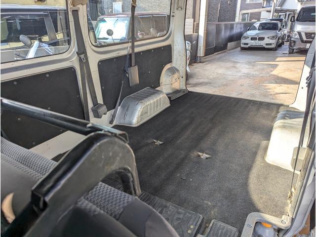 NV350キャラバンバン ロングDXターボ ディゼルターボ 9人乗り ETC キーレス(30枚目)