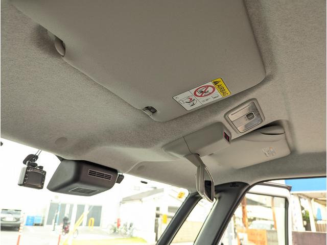 ムーヴキャンバス ストライプスＧターボ　９インチディスプレイオーディオ　バックカメラ　前後ドラレコ　アダプティブクルーズコントロール　両側電動スライドドア　コーナーセンサー　シートヒーター　ホットカップホルダー　ＥＴＣ　ＵＳＢ（41枚目）