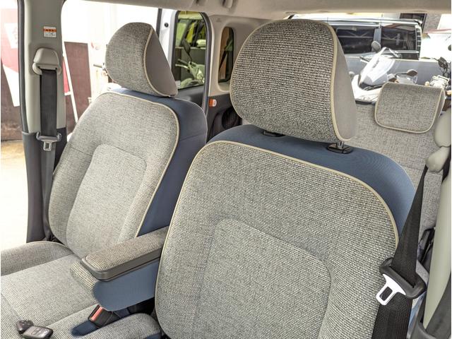 ムーヴキャンバス ストライプスＧターボ　９インチディスプレイオーディオ　バックカメラ　前後ドラレコ　アダプティブクルーズコントロール　両側電動スライドドア　コーナーセンサー　シートヒーター　ホットカップホルダー　ＥＴＣ　ＵＳＢ（42枚目）