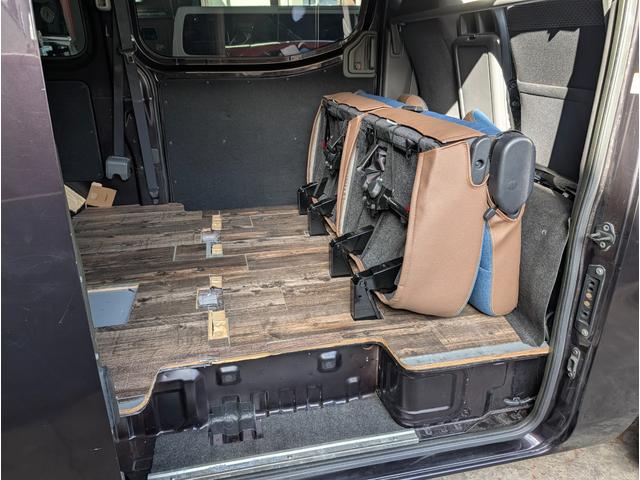 ＮＶ３５０キャラバンバン ロングＤＸ　地デジナビバックカメラ　６人乗り　リヤシート分割　電動格納ミラー　ＥＴＣ　キーレス（50枚目）