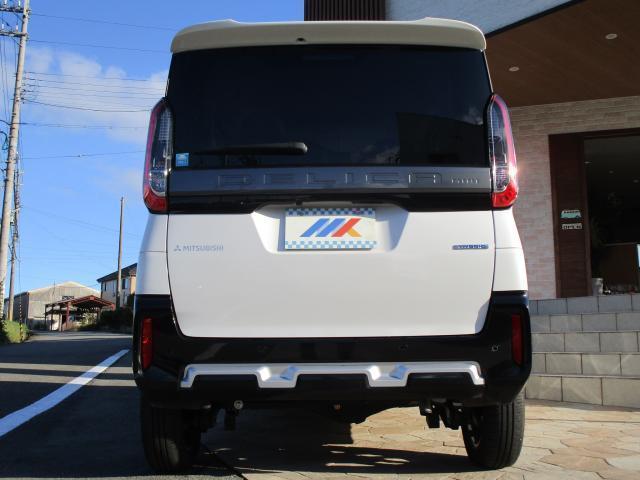 デリカミニ Ｔ　プレミアム　４ＷＤ　純正アルミ　ナビ　スマートキー２個（3枚目）