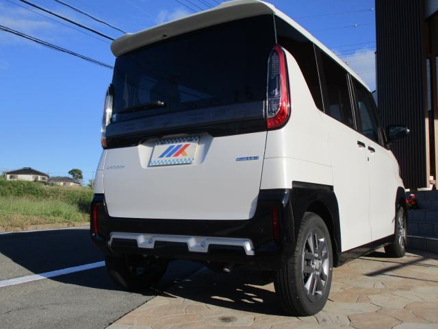デリカミニ Ｔ　プレミアム　４ＷＤ　純正アルミ　ナビ　スマートキー２個（8枚目）