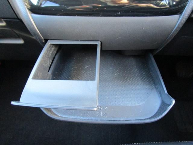 デリカミニ T プレミアム 4WD ターボ 純正アルミ ナビ スマートキー2個 シートヒーター(28枚目)