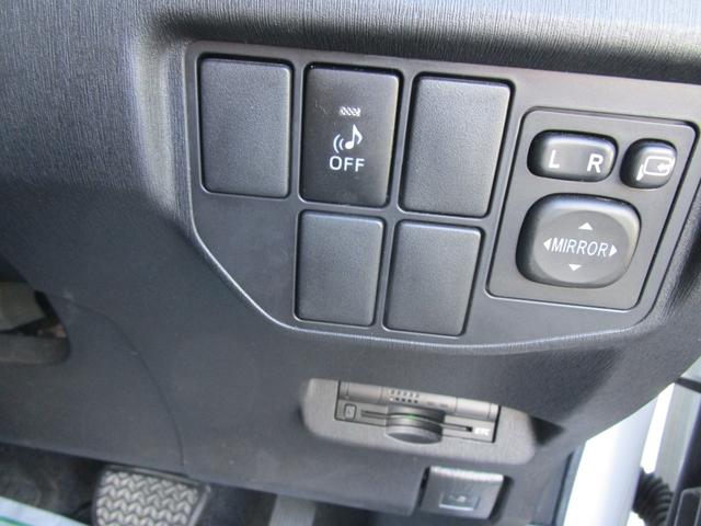 プリウス S 純正CDオーディオ ポータブルナビ ビルトインETC スマートキー2個 Pスタート HID ドラレコ前後録画(22枚目)