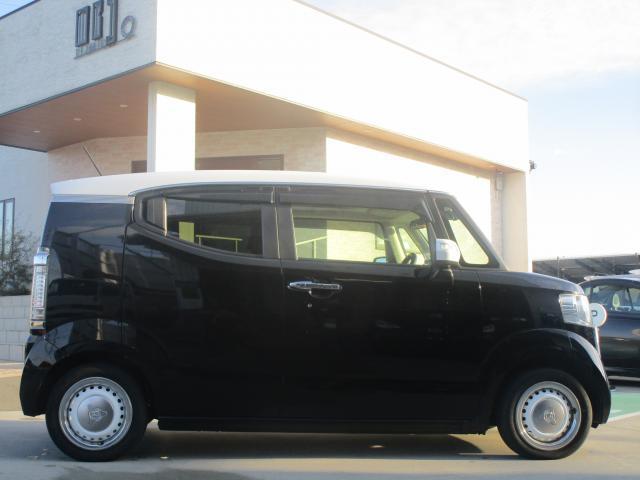 『支払総額○○万円』です。（点検整備費用＋法定費用（重量税、自賠責他）＋登録諸経費＋リサイクル料を含みます。まずはごゆっくり拝見してみてくださいね♪