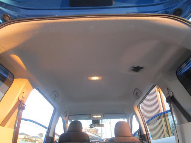 シエンタ Ｇ　ナビ　フルセグＴＶ　バックカメラ　ドラレコ前後録画　ＥＴＣ　両側パワースライドドア　ＨＩＤ　スマートキー　Ｐスタート　７人乗り（12枚目）