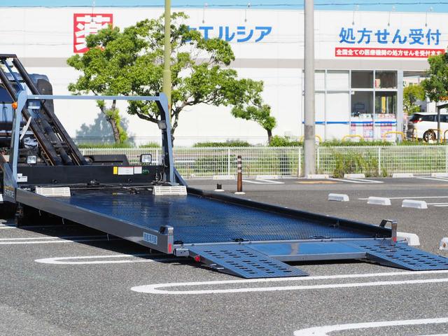 　積載車　積載１８５０ｋｇ　タダノＳ－ＲＩＤＥ　油圧リアゲート　ウインチ　ラジコン　メッキパーツ　後輪Ｗタイヤ　ＨＤＤナビ　地デジ　ＤＶＤ／ＣＤ　Ｂカメラモニター　荷台長さ５７２ｃｍ幅２０６ｃｍ(22枚目)