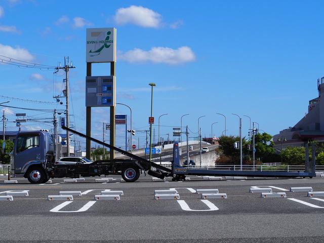 　積載車　積載１８５０ｋｇ　タダノＳ－ＲＩＤＥ　油圧リアゲート　ウインチ　ラジコン　メッキパーツ　後輪Ｗタイヤ　ＨＤＤナビ　地デジ　ＤＶＤ／ＣＤ　Ｂカメラモニター　荷台長さ５７２ｃｍ幅２０６ｃｍ(23枚目)