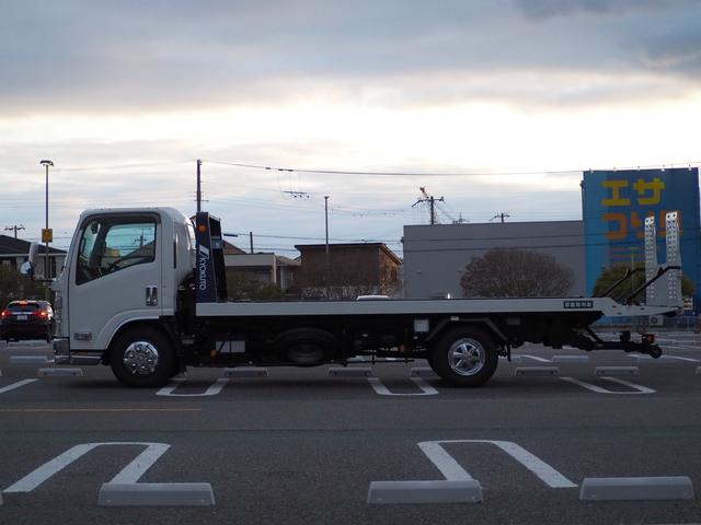 積載車　積載２９５０ｋｇ　極東フラトップ　油圧Ｒゲート　ウインチ　ラジコン　メッキパーツ　ディスプレイオーディオ　Ｂカメラ　ＥＴＣ　荷台５６０×２０６ｃｍ　ＬＥＤライト／フォグ　キーレス　電格　坂道補助装置(15枚目)