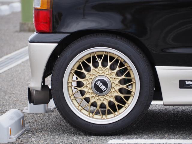 アルトワークス ＲＳ／Ｚ　ＢＢＳ１４ＡＷ　車高調　ＡＴ→ＭＴ載せ替え　二人乗り　ＨＫＳブーストコントローラー　社外（ボンネット／マフラー／エアクリ／インタークーラー／ラジエター）　ピラーバー　タワーバー　モモステ　ＣＤ　ＵＳＢ（10枚目）