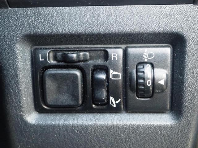 ジムニー ランドベンチャー リフトアップ オーバーフェンダー 16AW グッドリッチT/Aタイヤ 社外前後バンパー/ヘッドライト LEDテール ナビ 地デジ DVD/CD/BT ETC シートヒーター HID キーレス(41枚目)