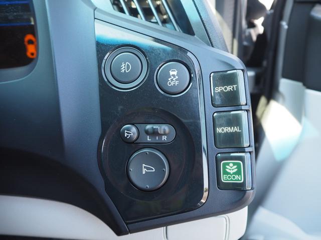 ＣＲ－Ｚ α　１６ＡＷ　無限エアロ／リアウィング　ＨＫＳマフラー　車高調　ナビ　地デジ　ＤＶＤ／ＣＤ　Ｂｌｕｅｔｏｏｔｈ　バックカメラ　ＥＴＣ　ドラレコ　シートカバー　Ｂｅｅ－Ｒ　スマートキー　ＨＩＤ（38枚目）