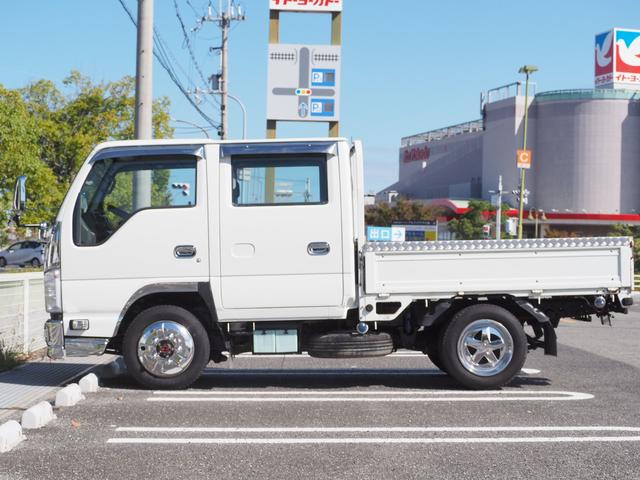 エルフトラック Wキャブフルフラットロー 4WD 最積1500kg メッキパーツ アオリ縞板 後輪Wタイヤ ハンドル/シートカバ- ETC ドラレコ サイドマーカー キーレス 荷台内寸207cm×161cm×36cm(13枚目)