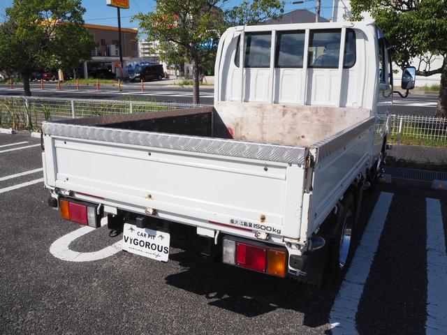 エルフトラック Wキャブフルフラットロー 4WD 最積1500kg メッキパーツ アオリ縞板 後輪Wタイヤ ハンドル/シートカバ- ETC ドラレコ サイドマーカー キーレス 荷台内寸207cm×161cm×36cm(65枚目)