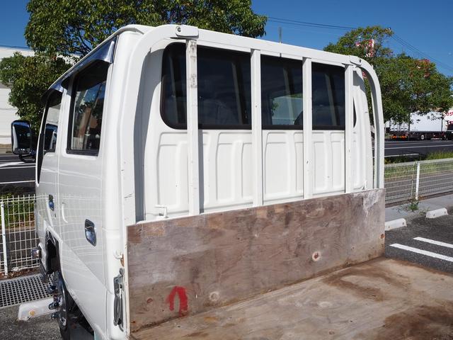 エルフトラック Wキャブフルフラットロー 4WD 最積1500kg メッキパーツ アオリ縞板 後輪Wタイヤ ハンドル/シートカバ- ETC ドラレコ サイドマーカー キーレス 荷台内寸207cm×161cm×36cm(68枚目)
