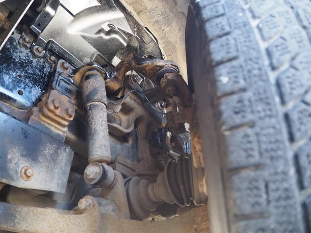 エルフトラック Wキャブフルフラットロー 4WD 最積1500kg メッキパーツ アオリ縞板 後輪Wタイヤ ハンドル/シートカバ- ETC ドラレコ サイドマーカー キーレス 荷台内寸207cm×161cm×36cm(78枚目)